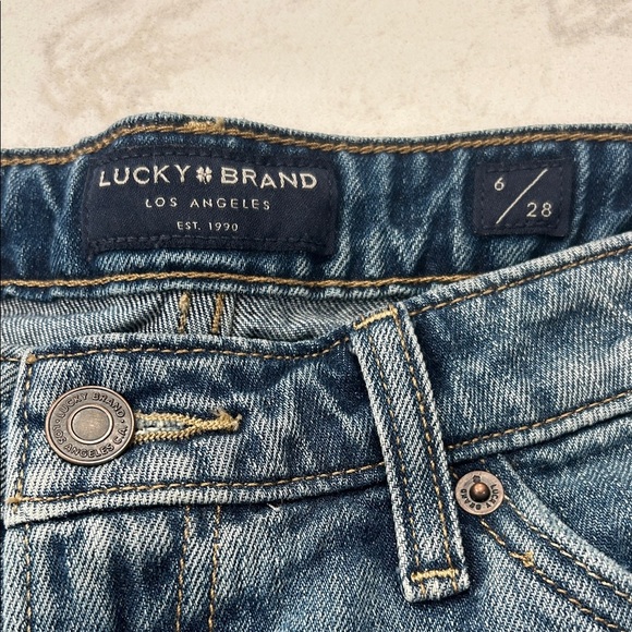 Lucky Brand The Cut Off Women's Frayed Hem Jean Shorts Size 6 / 28 - Picture 4 of 12